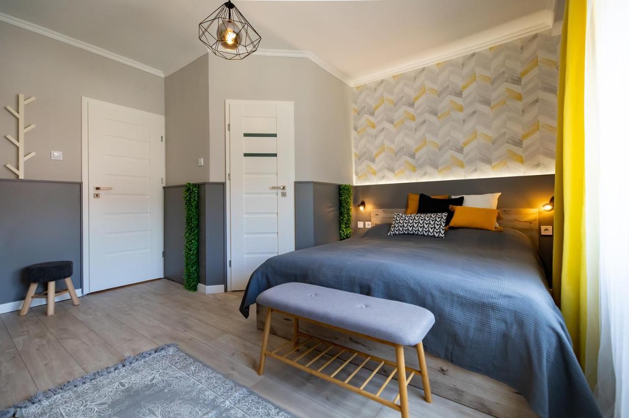 Lilla Vendeghaz Hotel Мисколк Екстериор снимка