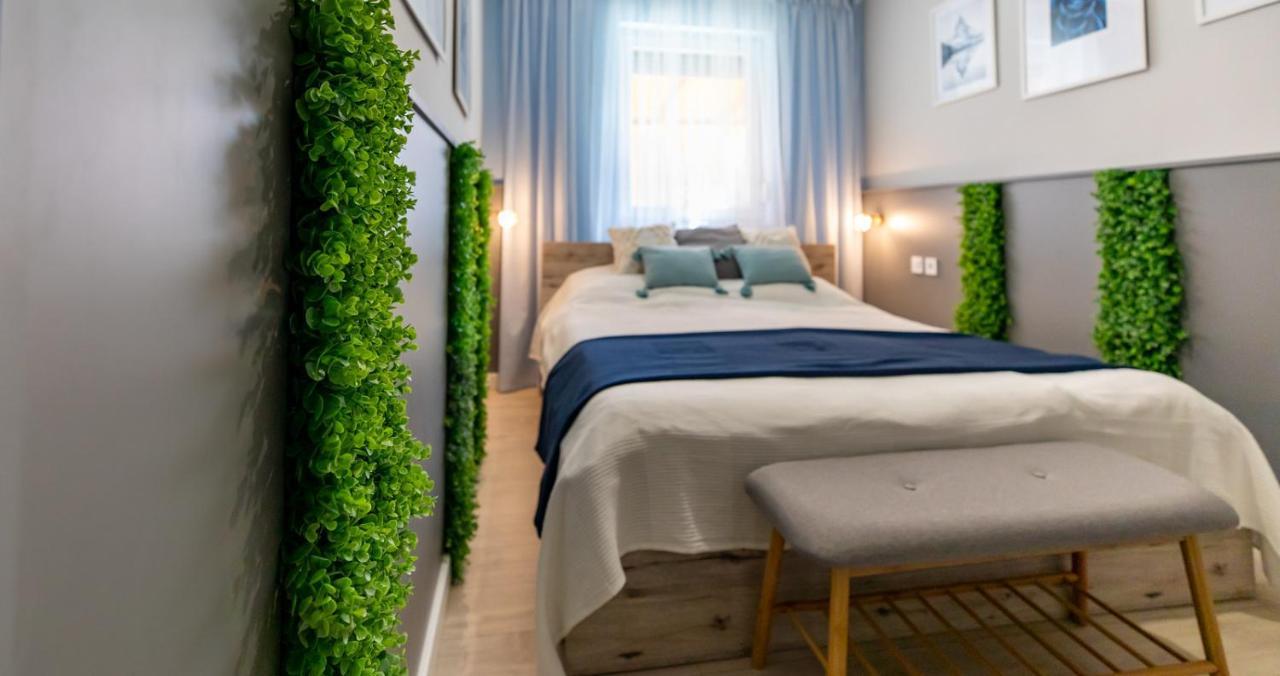 Lilla Vendeghaz Hotel Мисколк Екстериор снимка
