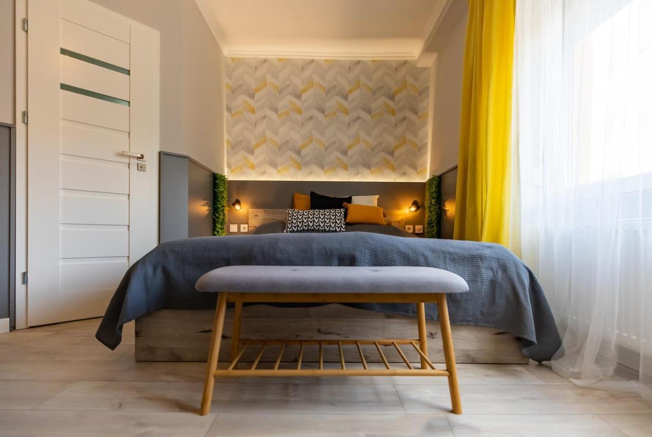 Lilla Vendeghaz Hotel Мисколк Екстериор снимка